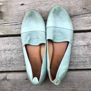 Bueno sage green woman’s flat shoes size 39